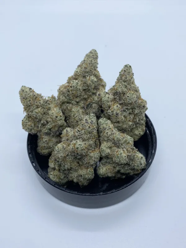 Mac 1 hybrid marijuana strain with high THC content and potent effects